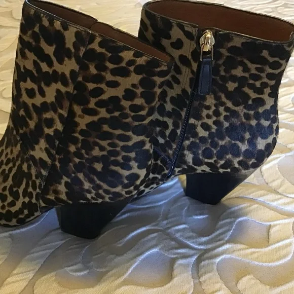NEW TORY BURCH LEOPARD PRINT CALF HAIR ANKLE BOOT, leather, Size 7, - Picture 10 of 10